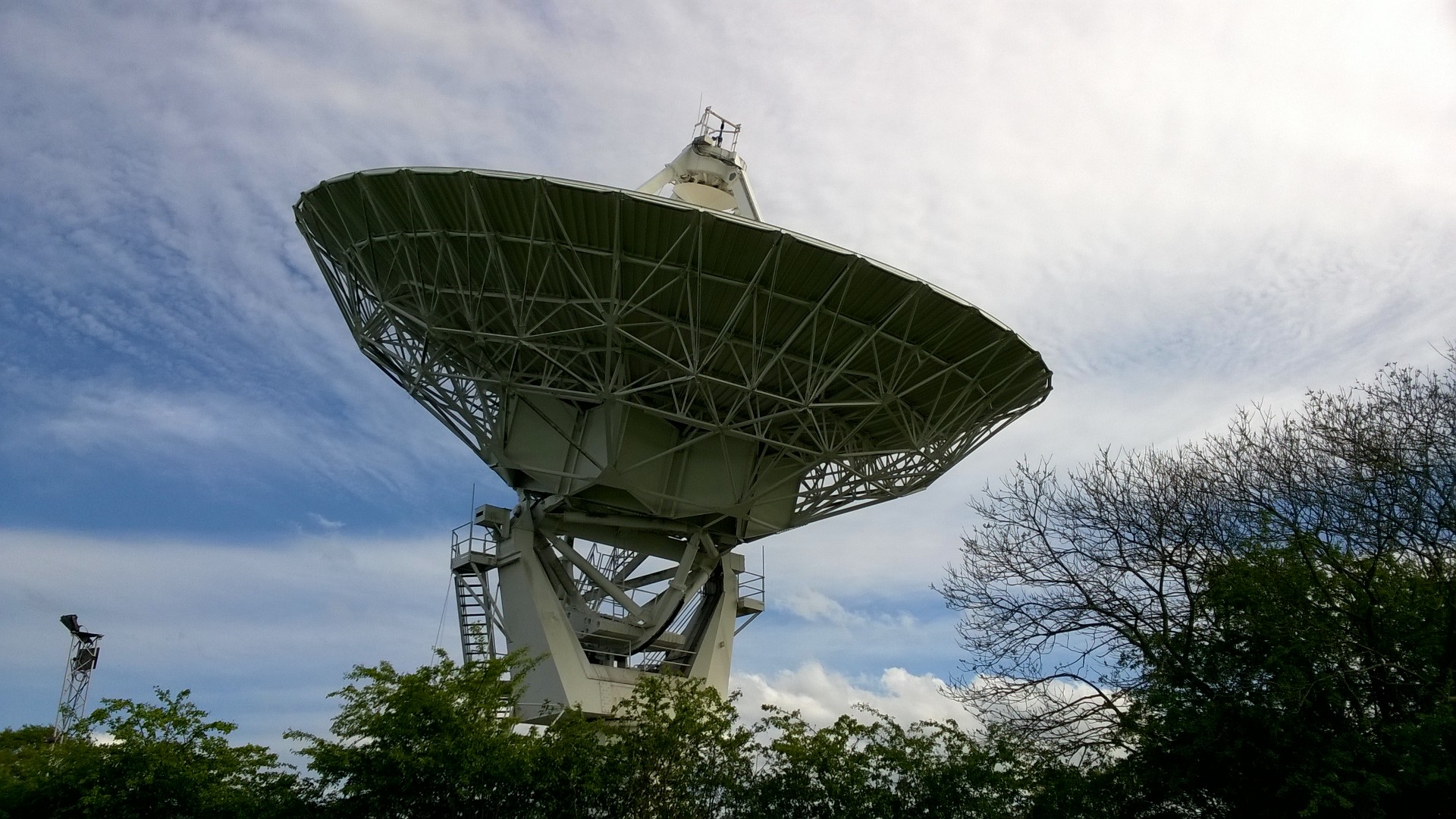 The Radio Telescope at Pickmere, Cheshire. This telescope is operated from Jodrell Bank Observatory as part of the eMerlin interferometry array.