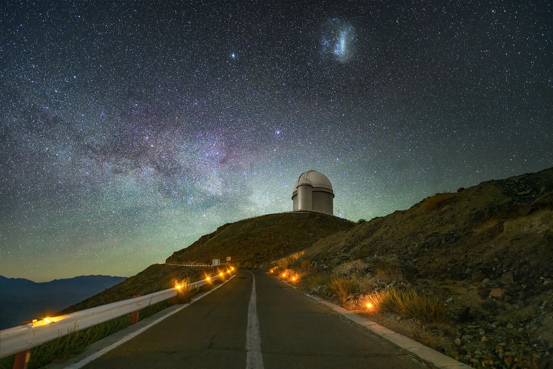 The ESO 3.6-m telescope sits perched at the summit of the La Silla mountain in the Chilean Atacama Desert, 2400 m above sea level, in this Picture of the Week. A part of ESO’s La Silla Observatory, this location provides conditions ideal fo